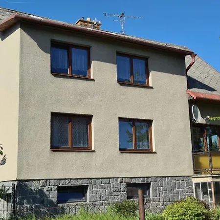 Zelena Hora S Velkou Zahradou