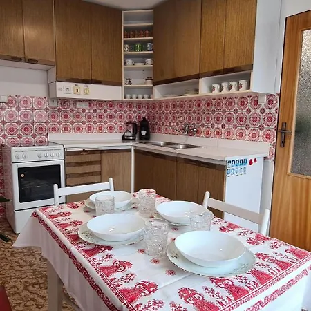 Zelena Hora S Velkou Zahradou