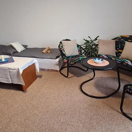 Zelena Hora S Velkou Zahradou Apartment *