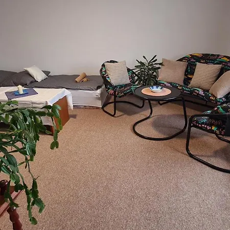 Apartment Zelena Hora S Velkou Zahradou