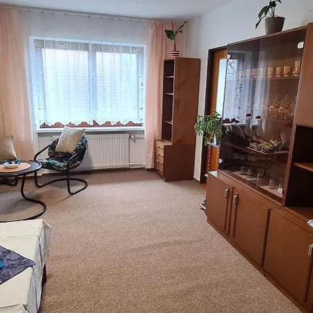 Zelena Hora S Velkou Zahradou Apartment *