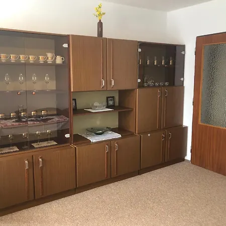 Zelena Hora S Velkou Zahradou Apartment *